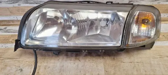 Volvo S80 Headlight/headlamp