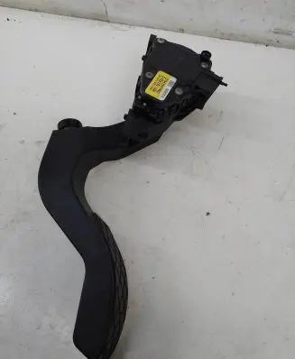 Audi A6 S6 C5 4B Accelerator throttle pedal 8D1723523E 6PV00837502