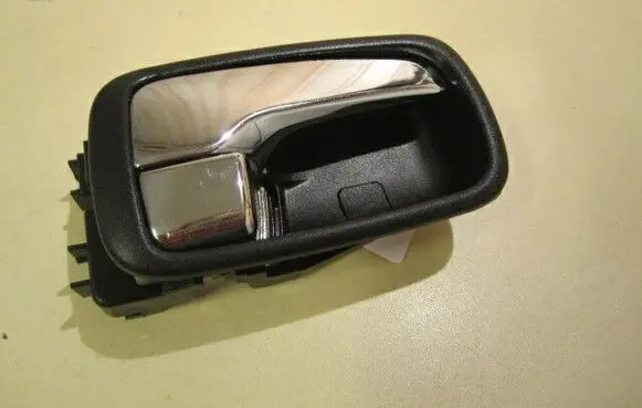 Rear door interior handle