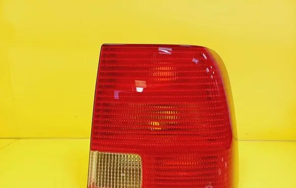 Volkswagen PASSAT B5 Rear/tail lights 3B5945096F