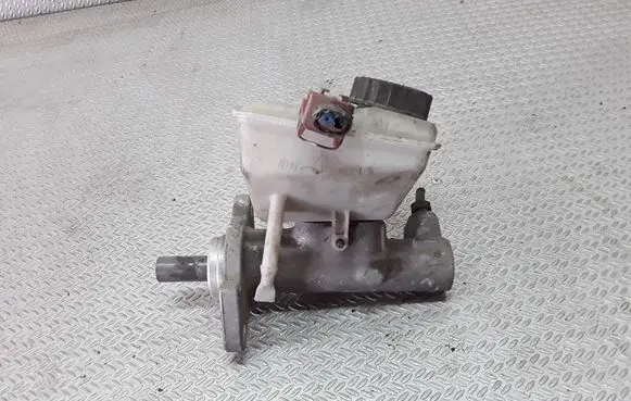 Volvo V70 Master brake cylinder 8646006