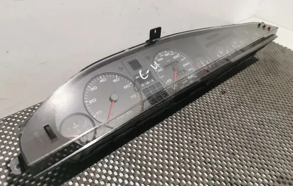 Audi A8 S8 D2 4D Speedometer (instrument cluster) 441919033BC 110008369 110008369036