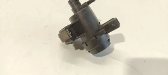 Renault Laguna II Turbo solenoid valve 7700113071