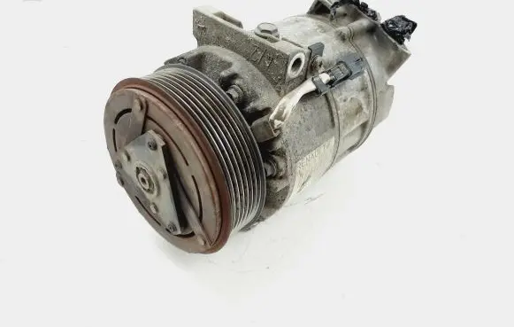 Renault Trafic III (X82) Air conditioning (A/C) compressor (pump) 8200848916B