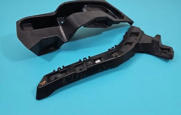 Ford Fusion II Rear bumper mounting bracket DS7317E850AB IMPRK1498323
