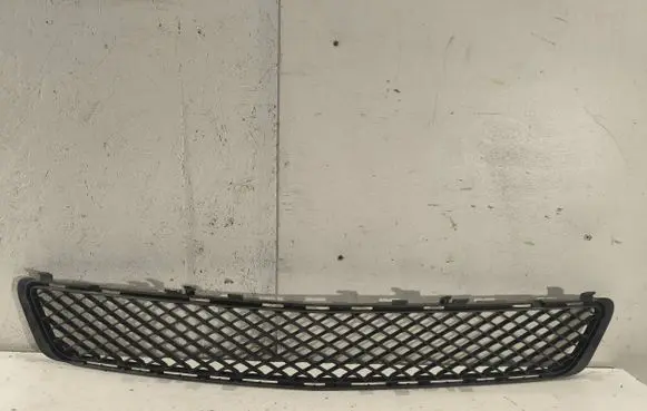 Mercedes-Benz E W212 Front bumper lower grill A2128850523