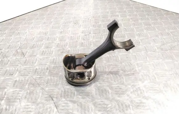 Chrysler Sebring (ST-22 - JR) Piston with connecting rod