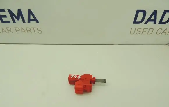 Ford Mondeo Mk III Brake pedal sensor switch 94BB7C534AC D145