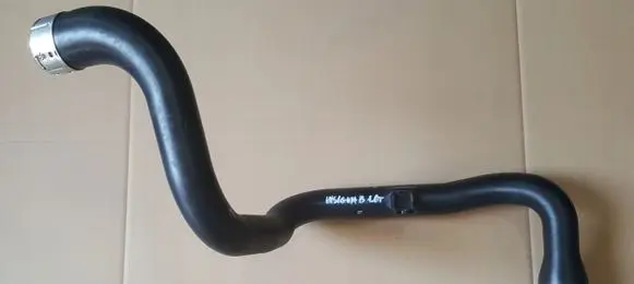 Opel Insignia B Coolant pipe/hose 39165263