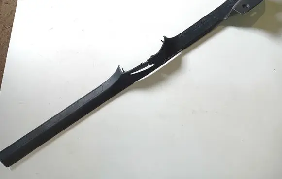 Volkswagen PASSAT B6 Front sill trim cover 3C0853370