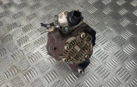 Opel Astra H Fuel injection high pressure pump 8973279240