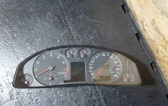 Audi A6 S6 C5 4B Speedometer (instrument cluster) 4B0919880HX