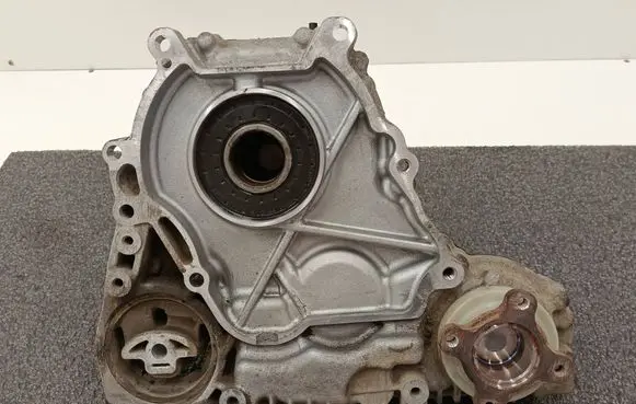BMW X1 E84 Gearbox transfer box case 7643755 7643762