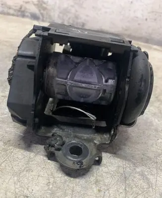 Peugeot 308 Rear seatbelt 98379316