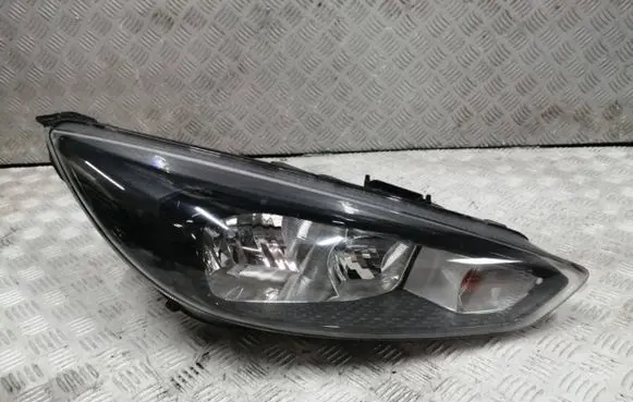 Ford Focus Headlight/headlamp F1EB13W029SD
