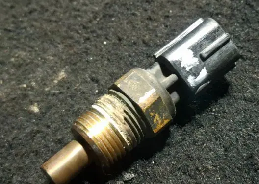 Jeep Grand Cherokee (WJ) Coolant temperature sensor 