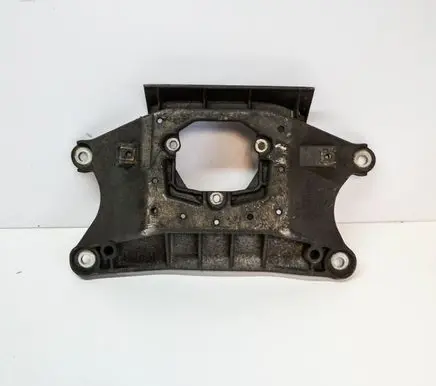 Gearbox mounting bracket