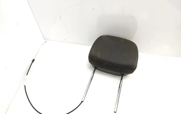 Opel Astra J Front seat headrest 