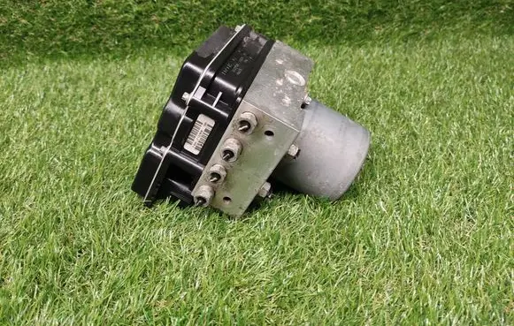 BMW 3 E92 E93 ABS Pump 6768550 3451676855001 6784868