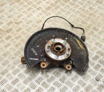 Front wheel hub