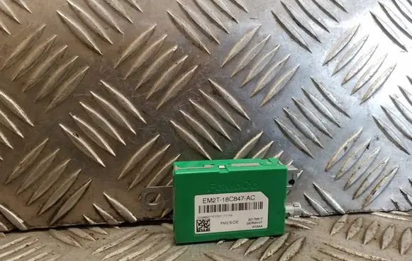 Ford Galaxy Aerial antenna amplifier EM2T18C847AC