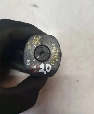 Volvo V40 Passenger airbag on/off switch 31318268 14076A 0200