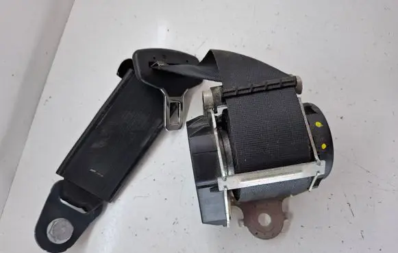Citroen DS5 Rear seatbelt 98000632XX