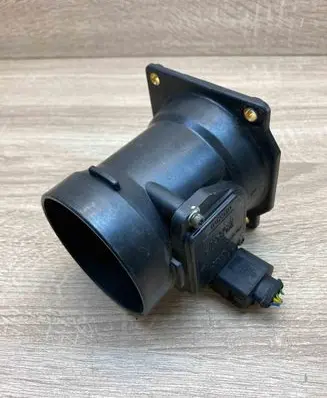 Audi A6 S6 C5 4B Mass air flow meter 078133471E AFH7008D WithPlug