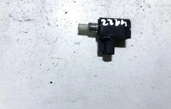 Toyota Avensis T270 Brake pedal sensor switch