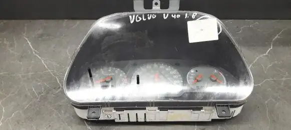 Volvo S40, V40 Clock 30883043B