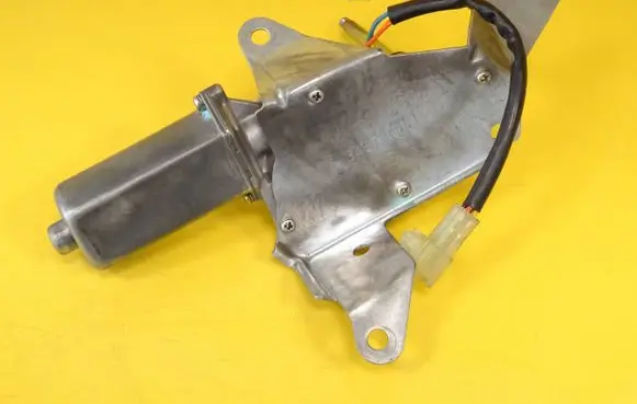 Suzuki Baleno EG Rear window wiper motor 34572-581 34572581