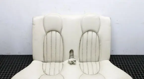 Jaguar XK8 - XKR Rear seat 