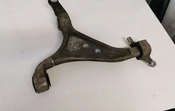 Mercedes-Benz GLE (W166 - C292) Front lower control arm/wishbone 16604