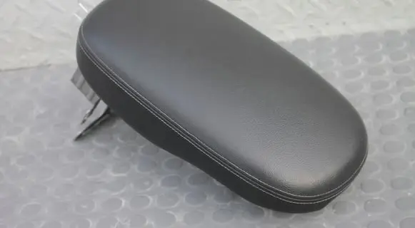 KIA Soul Glove box central console 