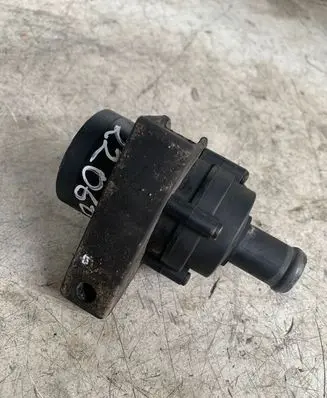 Volkswagen Beetle A5 Electric auxiliary coolant/water pump