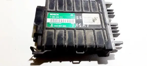 Volkswagen PASSAT B3 Engine control unit/module 0280000711 443907403