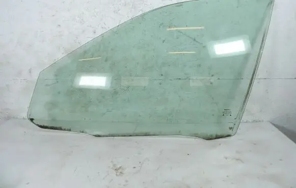 Seat Toledo II (1M) Front door window glass four-door