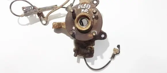 Toyota Corolla E120 E130 Front wheel hub