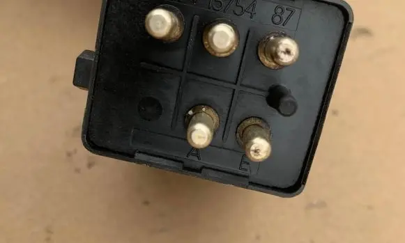 Mercedes-Benz W123 Other relay 1078200010 05898620