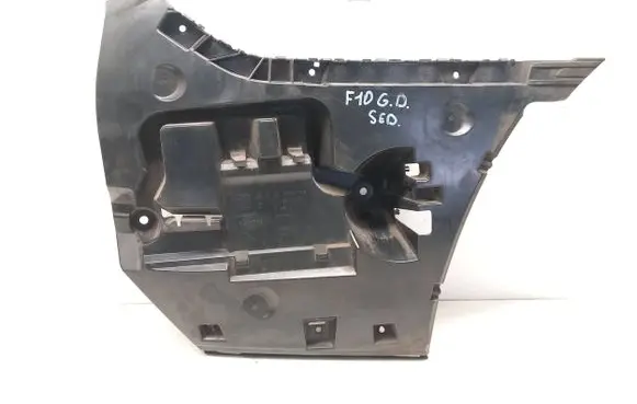 BMW 5 F10 F11 Rear bumper mounting bracket 15857711 7184768