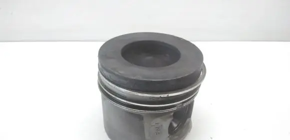 BMW 3 E90 E91 Piston 0840BB
