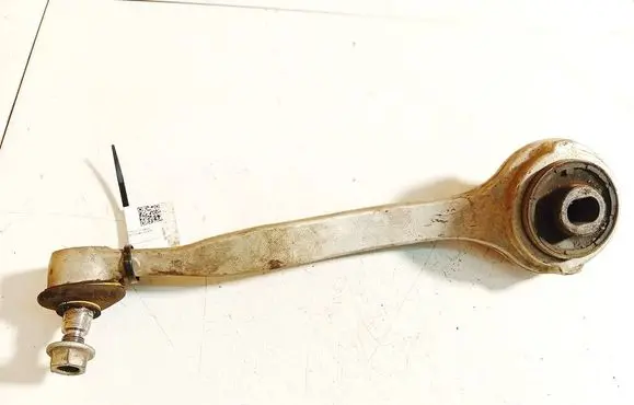 Mercedes-Benz C AMG W204 Front lower control arm/wishbone 