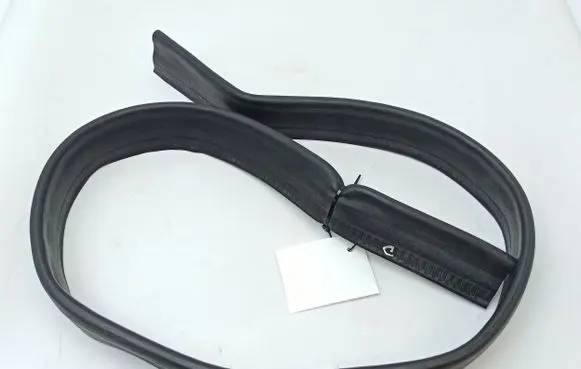 Mercedes-Benz E W212 Engine compartment rubber A2126280298