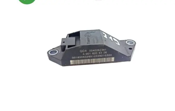 Mercedes-Benz CLS C219 Airbag deployment crash/impact sensor A0018209326 00402623A1 001820932651052921