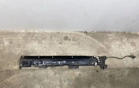 Chrysler Pacifica Front door sensor coupe 68228797AD
