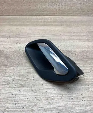 BMW 5 E39 Rear door interior handle 7032925