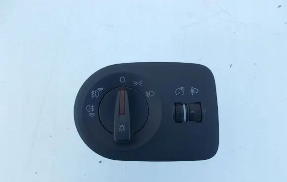 Seat Ibiza IV (6J,6P) Light switch 6J1941531A