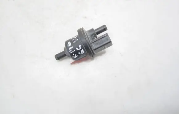 Volkswagen Golf VI Valve vacuum 6QE906517 2580116B