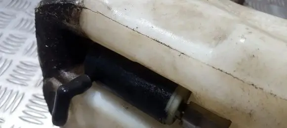 Audi 80 90 B3 Windscreen/windshield washer pump