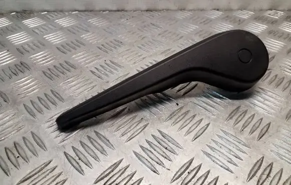 Jeep Patriot Seat adjustment handle 